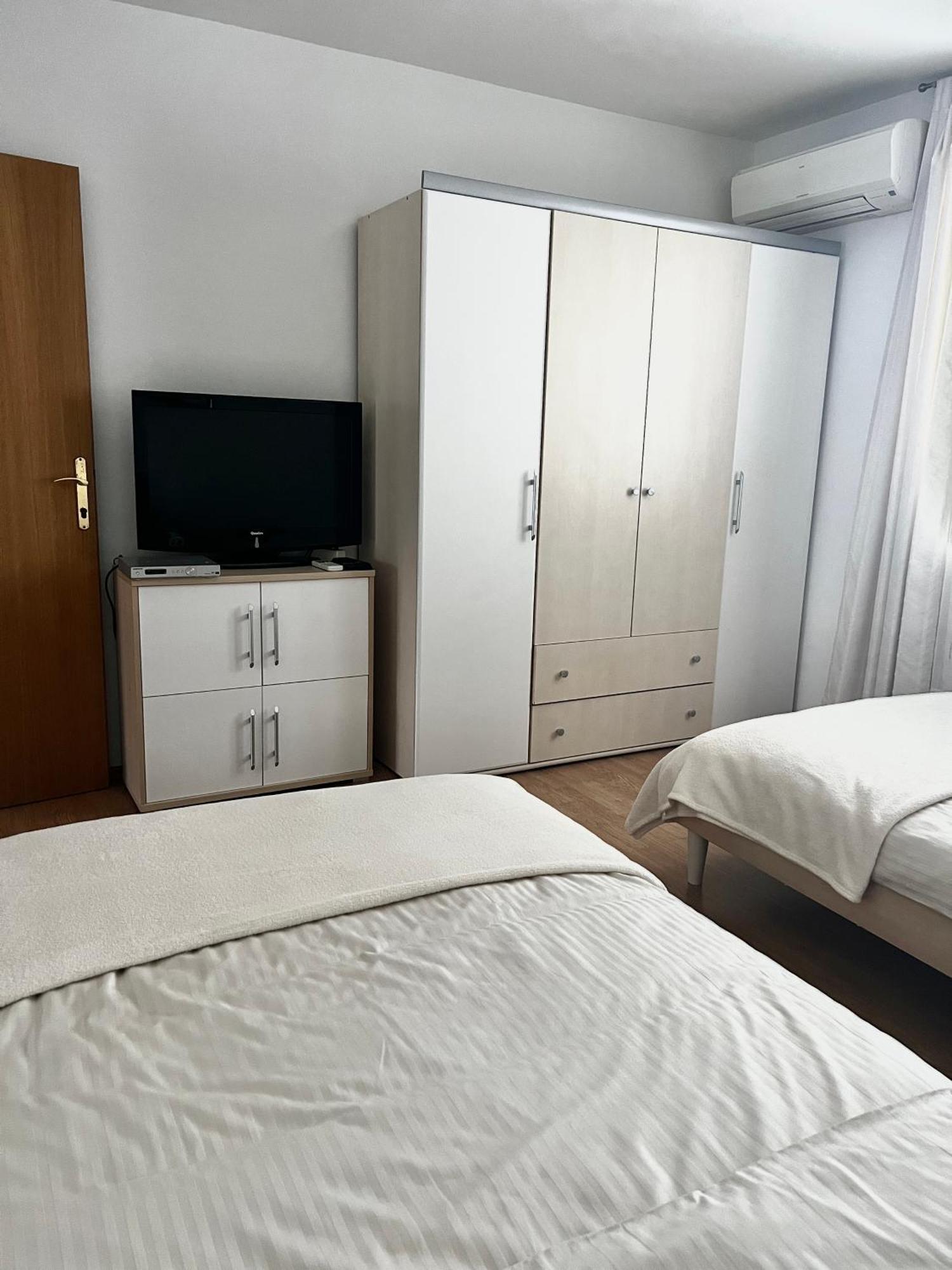 D.O.O. Yury Apartment Trogir Ngoại thất bức ảnh