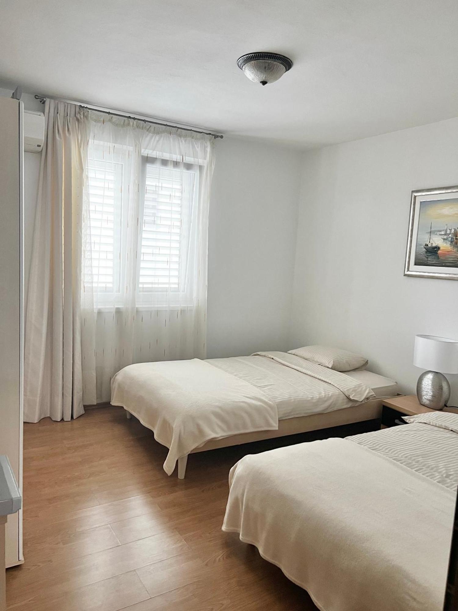 D.O.O. Yury Apartment Trogir Ngoại thất bức ảnh
